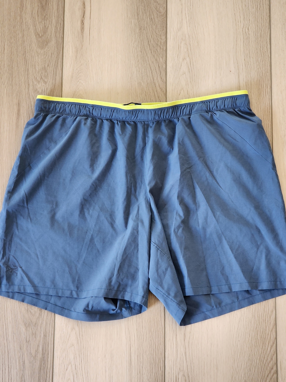 Arc'teryx Men's Slate Blue Athletic Shorts with Yellow Waistband-Size XL